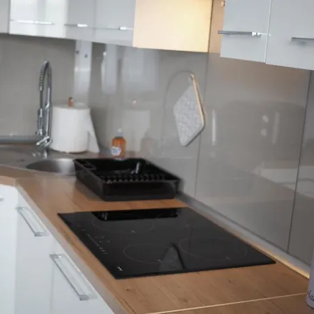 Energylandia Zator Noclegi Apartament Pokoje Do Wynajecia Polanka Wielka Екстер'єр фото